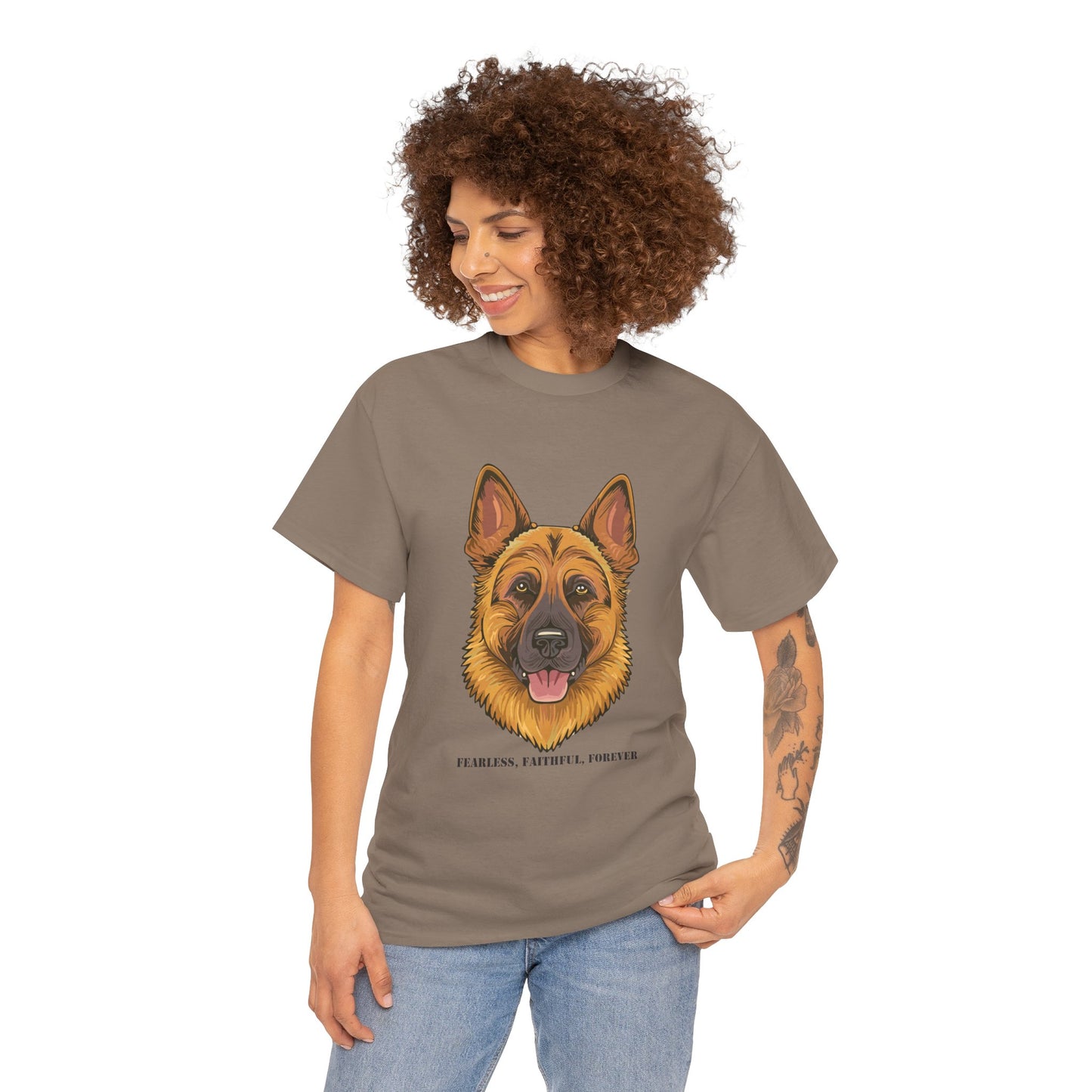 Camiseta unisex de algodón grueso con diseño de pastor alemán: valiente, fiel y eterno.