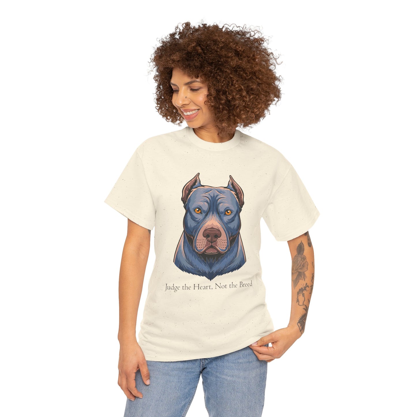 Camiseta unisex de algodón grueso Pit Bull - Juzga el corazón, no la raza