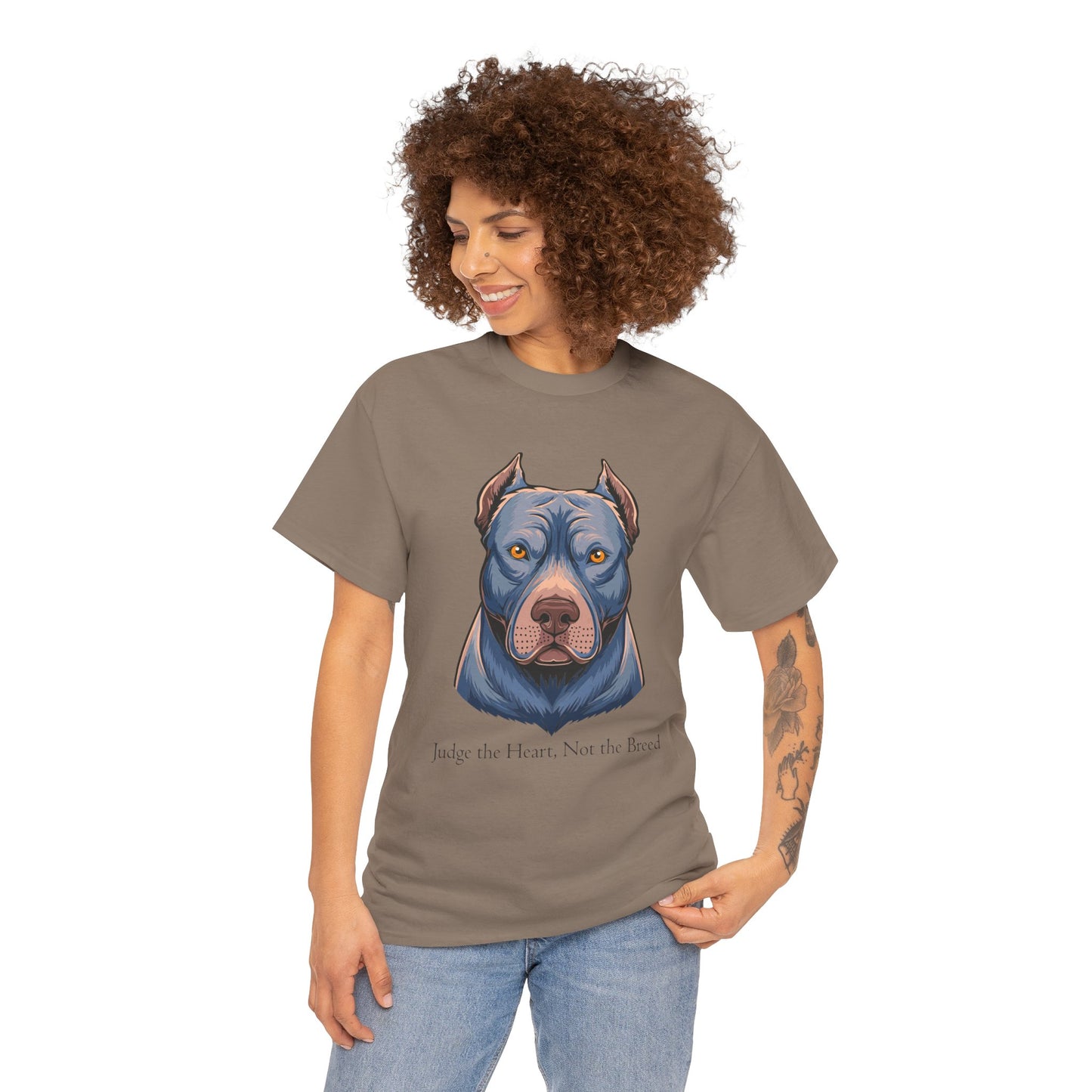 Camiseta unisex de algodón grueso Pit Bull - Juzga el corazón, no la raza