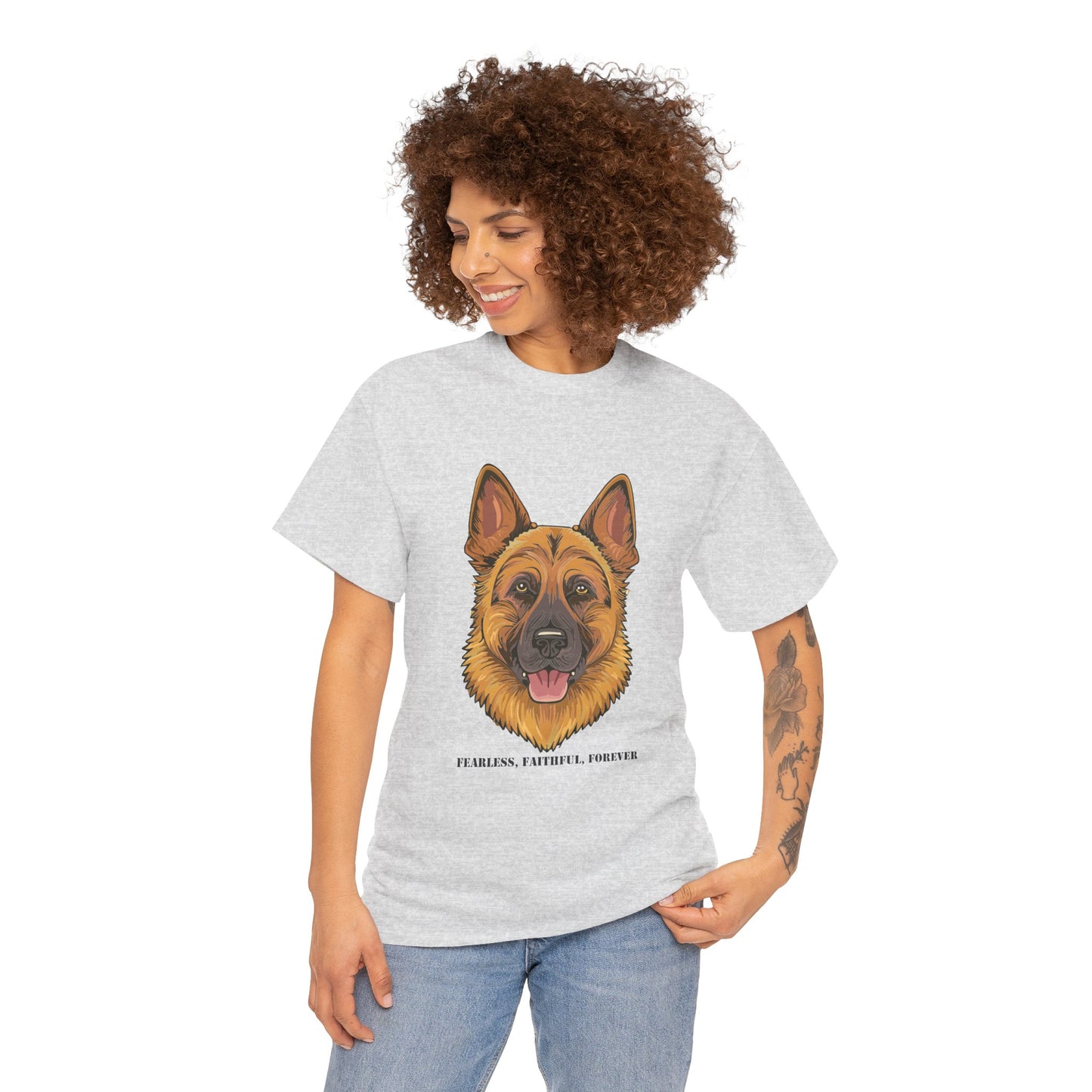 Camiseta unisex de algodón grueso con diseño de pastor alemán: valiente, fiel y eterno.