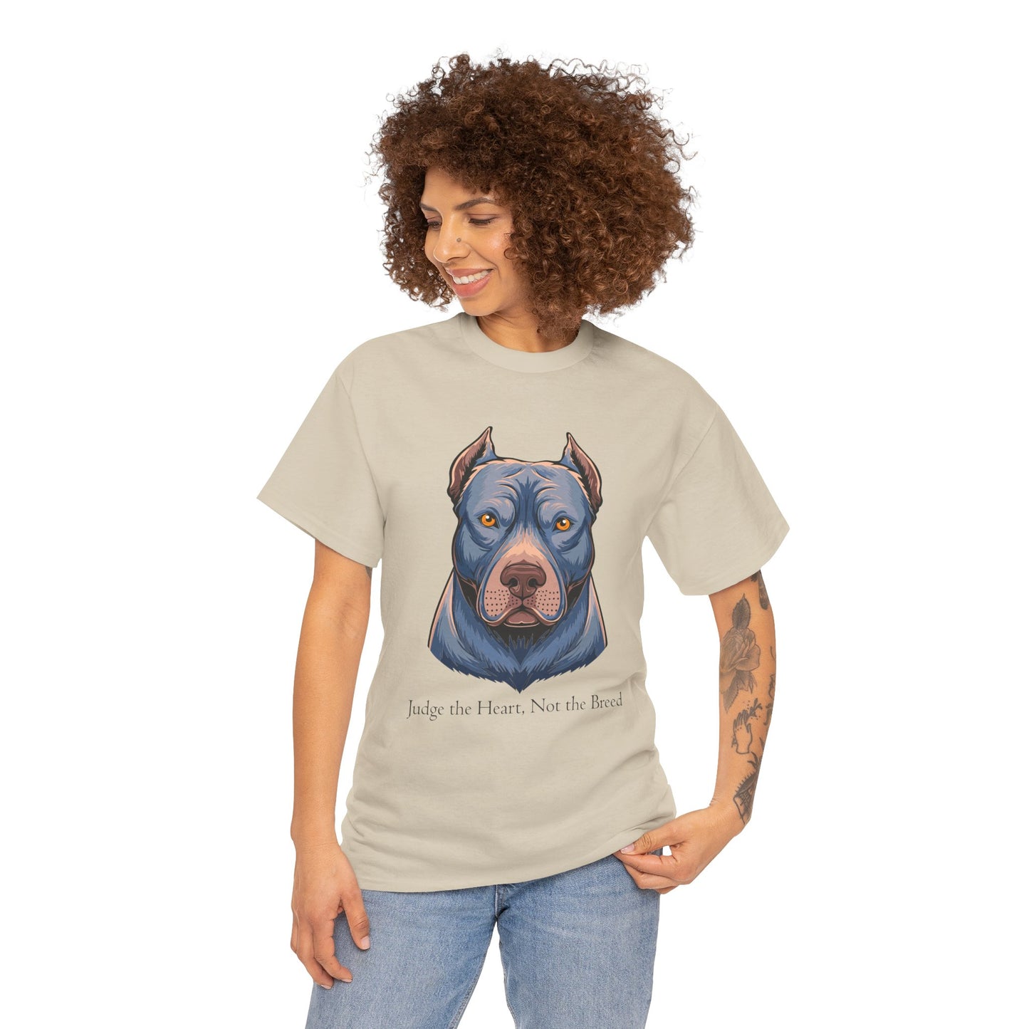 Camiseta unisex de algodón grueso Pit Bull - Juzga el corazón, no la raza