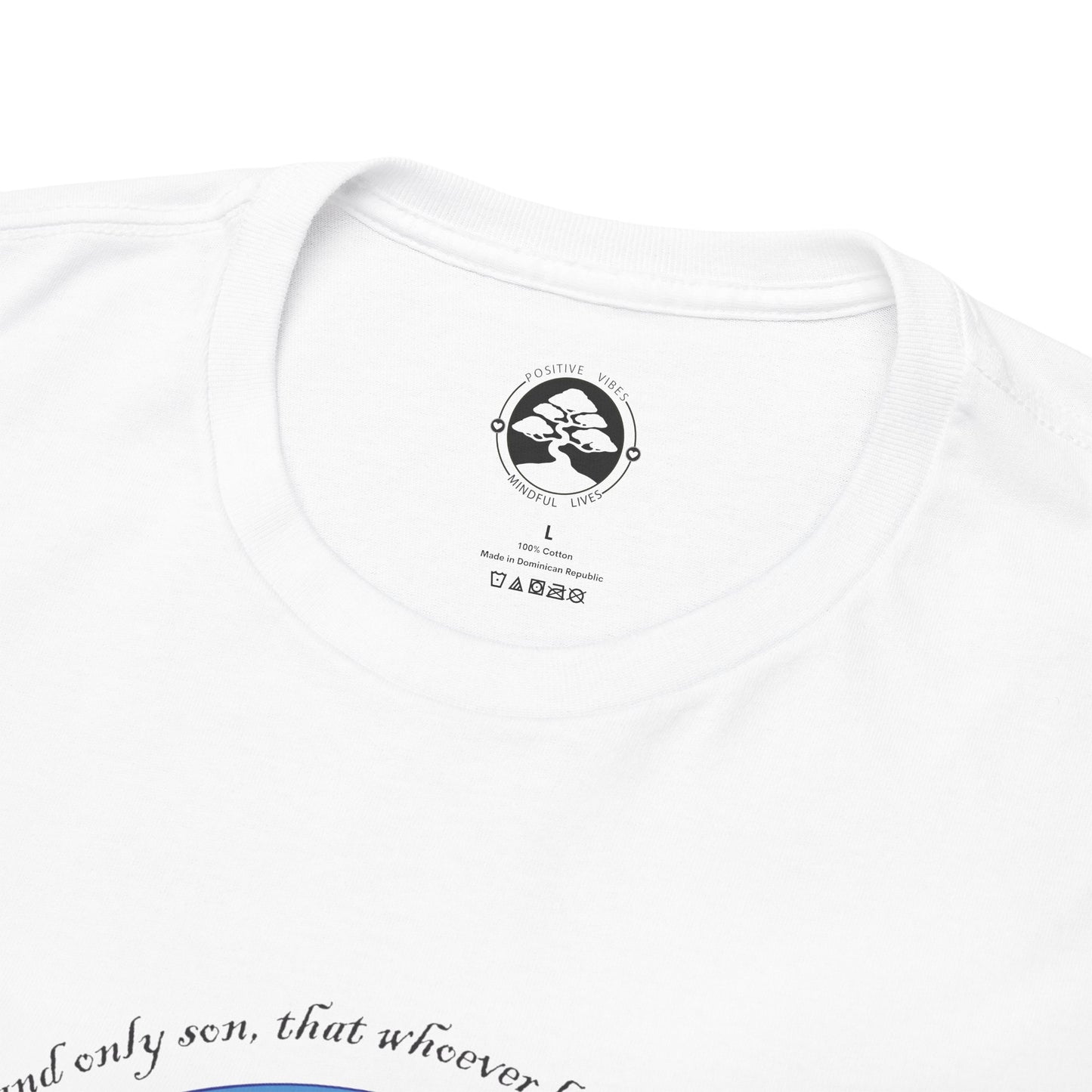 Camiseta de algodón unisex ecológica - Diseño "Porque tanto amó Dios al mundo"