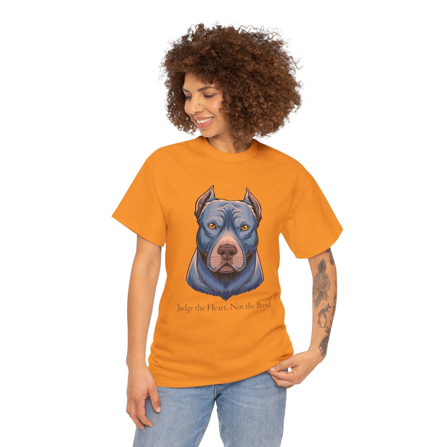 Camiseta unisex de algodón grueso Pit Bull - Juzga el corazón, no la raza