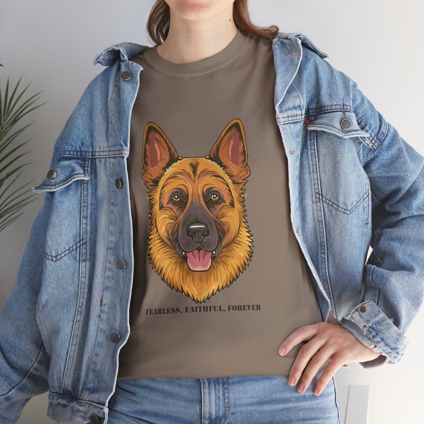 Camiseta unisex de algodón grueso con diseño de pastor alemán: valiente, fiel y eterno.
